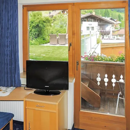 Bezaubernde Sankt Jakob am Arlberg