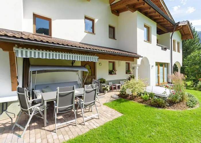 Bezaubernde Lägenhet Sankt Jakob am Arlberg